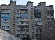 Satılır 2 otaqlı 56 m2 köhnə tikili Ayna Sultanova heykəli