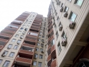 Satılır 3 otaqlı 120 m2 yeni tikili Memar Əcəmi m.