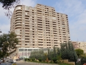 Satılır 3 otaqlı 135 m2 yeni tikili Zərifə Əliyeva adına park