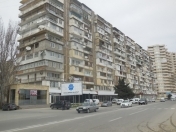 Satılır 4 otaqlı 110 m2 köhnə tikili Yasamal parkı