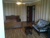 İcarəyə verilir 1 otaqlı 35 m2 köhnə tikili İnşaatçılar m.