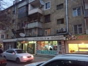 Satılır 2 otaqlı 47 m2 köhnə tikili Bakı Dövlət Universiteti