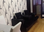 Satılır 3 otaqlı 50 m2 köhnə tikili Gənclik m.