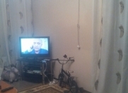 Satılır 2 otaqlı 60 m2 köhnə tikili Ukrayna dairəsi