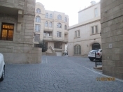 Satılır 9 otaqlı 480 m2 həyət evi Axundov bağı