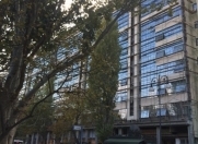 Satılır 2 otaqlı 65 m2 köhnə tikili Ayna Sultanova heykəli