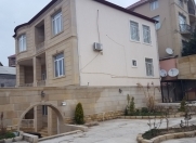 Satılır 6 otaqlı 360 m2 həyət evi Badamdar