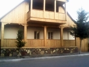 Satılır 4 otaqlı 85 m2 həyət evi Göygöl