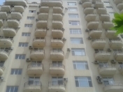 Satılır 8 otaqlı 235 m2 ofis Elmlər Akademiyası m.