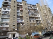 Satılır 4 otaqlı 85 m2 köhnə tikili Ukrayna dairəsi