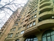 İcarəyə verilir 4 otaqlı 220 m2 yeni tikili Fontanlar bağı