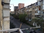 Satılır 3 otaqlı 65 m2 köhnə tikili Bakı Dövlət Universiteti