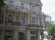 Satılır 7 otaqlı 334 m2 köhnə tikili Nəsimi r.