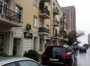 Satılır 3 otaqlı 63 m2 köhnə tikili Dostluq kinoteatrı