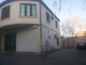 İcarəyə verilir 3 otaqlı 160 m2 obyekt Nizami m.