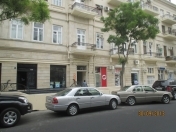 İcarəyə verilir 2 otaqlı 80 m2 köhnə tikili Sahil bağı