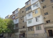 Satılır 2 otaqlı 53 m2 köhnə tikili Tibb Universiteti