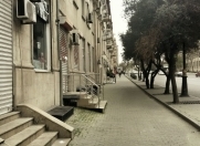 Satılır 1 otaqlı 30 m2 obyekt Elmlər Akademiyası m.