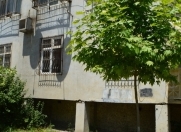 Satılır 4 otaqlı 180 m2 obyekt 4 mkr