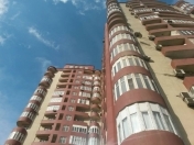 Satılır 3 otaqlı 101 m2 yeni tikili Binəqədi r.