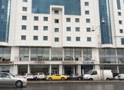 Satılır 3 otaqlı 117 m2 ofis Babək Plaza
