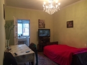 Satılır 2 otaqlı 40 m2 köhnə tikili Ayna Sultanova heykəli