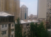 Satılır 4 otaqlı 180 m2 yeni tikili İzmir parkı