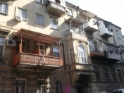 Satılır 1 otaqlı 35 m2 köhnə tikili İçəri Şəhər m.