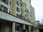 Satılır 2 otaqlı 62 m2 köhnə tikili Ayna Sultanova heykəli