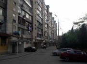 Satılır 3 otaqlı 80 m2 köhnə tikili Ayna Sultanova heykəli