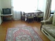 İcarəyə verilir 1 otaqlı 31 m2 köhnə tikili Memar Əcəmi m.