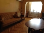 Satılır 3 otaqlı 70 m2 köhnə tikili 8 mkr