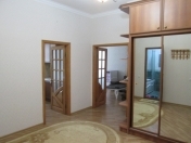 Satılır 2 otaqlı 90 m2 yeni tikili Ayna Sultanova heykəli