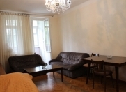 Satılır 3 otaqlı 80 m2 köhnə tikili Binəqədi r.