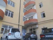 Satılır 1 otaqlı 60 m2 obyekt İnşaatçılar m.