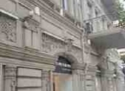 Satılır 5 otaqlı 500 m2 köhnə tikili Sahil m.