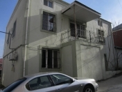 Satılır 5 otaqlı 300 m2 həyət evi Badamdar