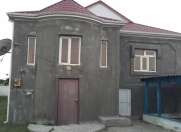 Satılır 4 otaqlı 130 m2 bağ evi Salyan