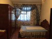 Satılır 2 otaqlı 33 m2 köhnə tikili 3 mkr