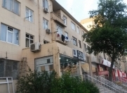 İcarəyə verilir 1 otaqlı 35 m2 köhnə tikili Gənclər və İdman Nazirliyi