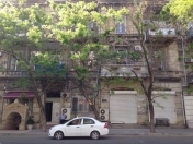 Satılır 3 otaqlı 110 m2 köhnə tikili Sahil bağı