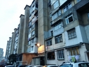 Satılır 3 otaqlı 75 m2 köhnə tikili Tibb Universiteti