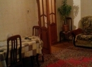 Satılır 2 otaqlı 70 m2 köhnə tikili Səngəçal