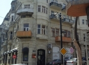 İcarəyə verilir 2 otaqlı 100 m2 obyekt İçəri Şəhər m.