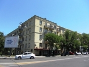 Satılır 2 otaqlı 35 m2 köhnə tikili Yasamal parkı