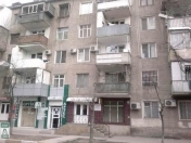 Satılır 1 otaqlı 45 m2 köhnə tikili İqtisadiyyat Universiteti