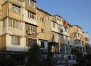 İcarəyə verilir 3 otaqlı 70 m2 köhnə tikili Yasamal bazarı