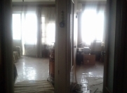 Satılır 2 otaqlı 55 m2 köhnə tikili Tibb Universiteti