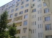 Satılır 3 otaqlı 120 m2 köhnə tikili Binəqədi r.