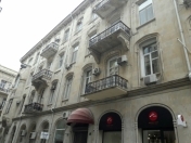 İcarəyə verilir 7 otaqlı 180 m2 ofis Səbail r.